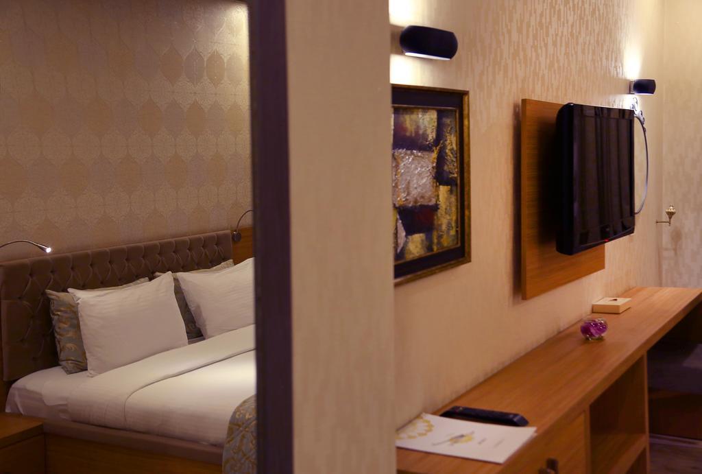 Imperial Park Hotel Izmit Quarto foto